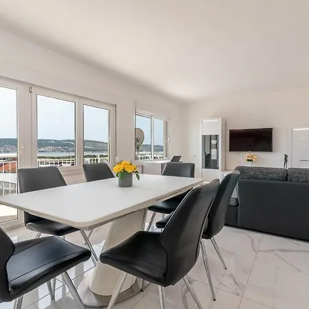 M&a Apartment